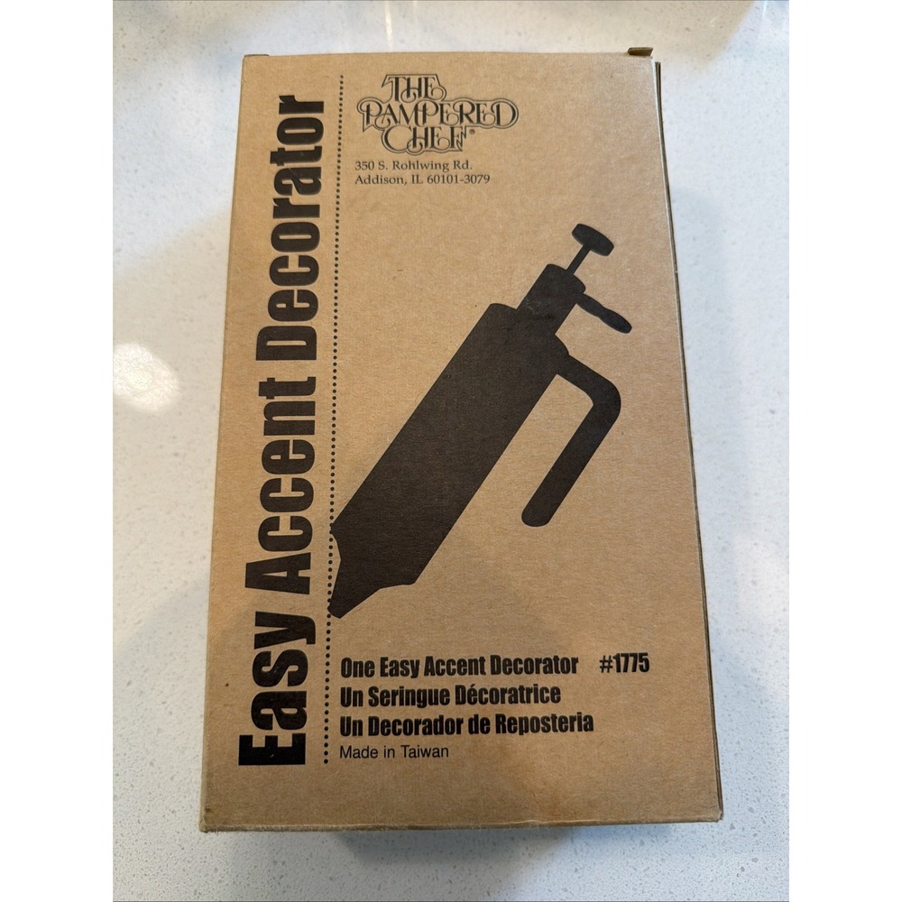 Pampered Chef Easy Accent Decorator 1778 Cake Cookie Icing Design 6 Tips NEW